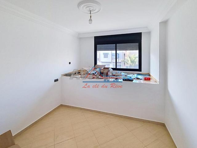 Joli appart neuf de 70m à louer Av Menzeh - image 4