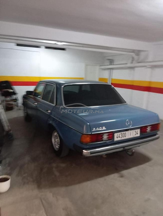 Mercedes-Benz 240 Diesel Automatique 1983 à Rabat