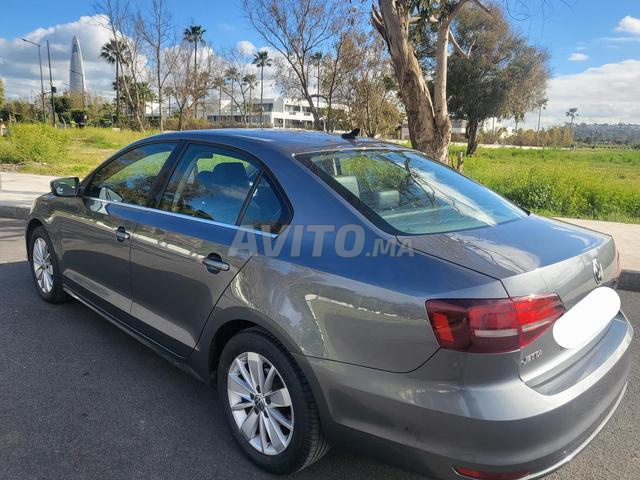 Volkswagen Diesel Manuelle 2018 à Salé - 2