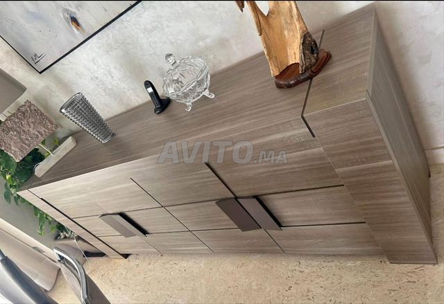 Meubles modernes bon état - 2