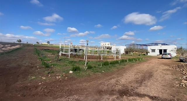 مزرعة رائعة - 23000 متر مربع صفقة جيدة