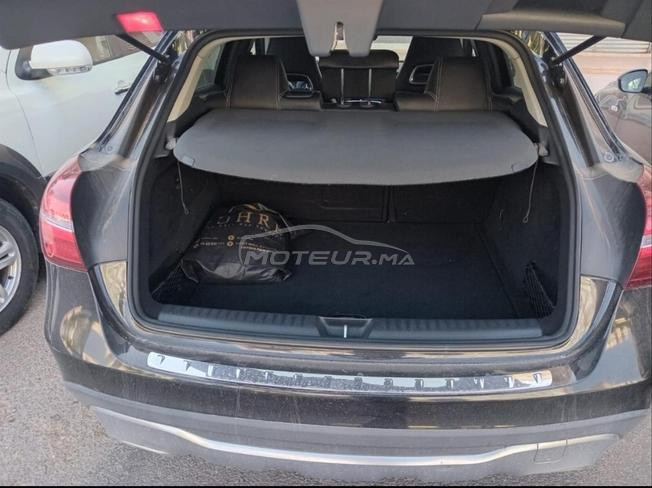 Voiture mercedes GLA 200 excellent état 