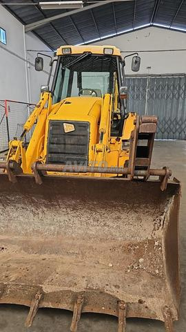 JCB 3cx modèle 98 Douane neuve - 2