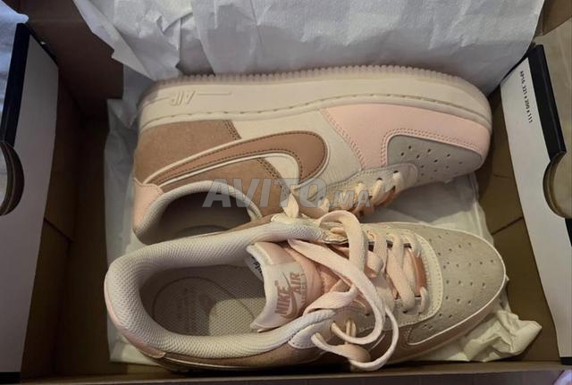 Chaussures Nike Air Force Taille 38 Neuves