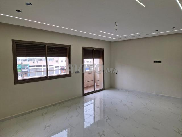 طابق فيلا للبيع - 2