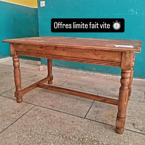Table à vendre - 2
