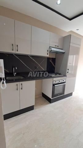 Studio Vide à Louer Quartier Des Hôpitaux - image 3