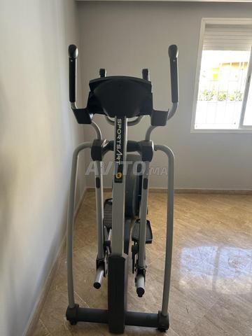 Tapis de course roulant et vélo elliptique - 2