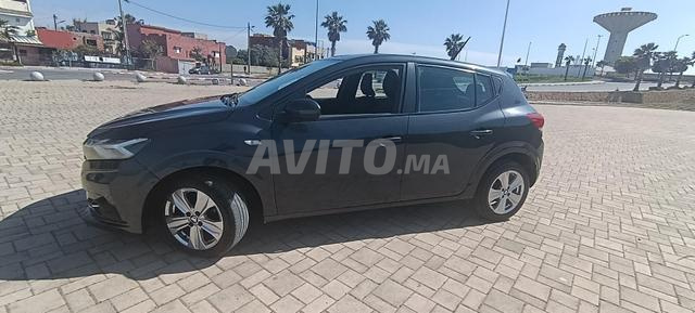 داسيا سانديرو العامرة يد حرة تشغيل ستار - 2