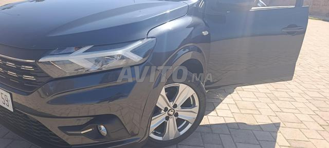 داسيا سانديرو العامرة يد حرة تشغيل ستار