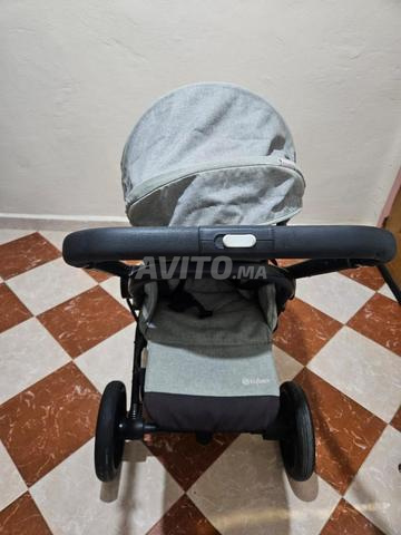 Poussette en bon état - 2