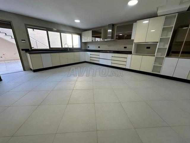 فيلا فاخرة للبيع حي المنزه - 2