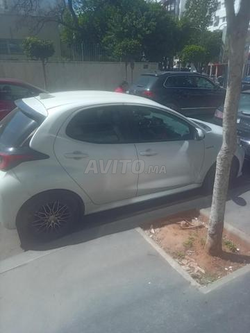 TOYOTA YARIS (Hybride) - 2