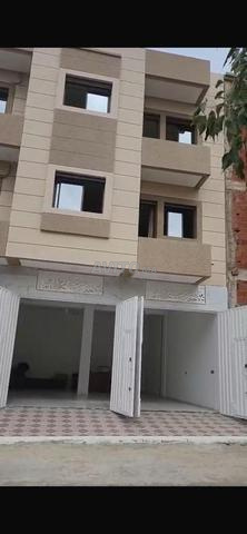 منزل من طابقين للبيع في طنجة، حي عوامة - 2