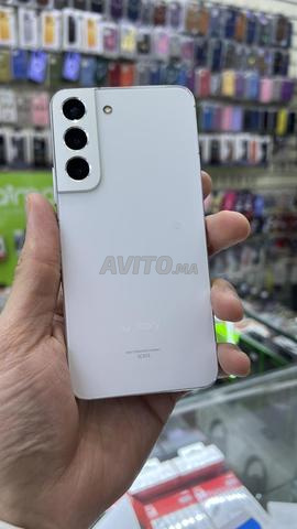 Samsung Galaxy S22 (256/8)