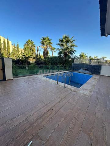 فيلا فارغة للإيجار طويل الأمد جولف أركان - 2