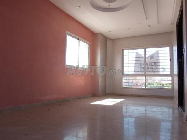 Bureau 2 façades en plein centre ville - 2