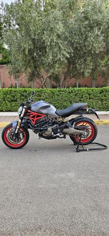 دوكاتي مونستر 821