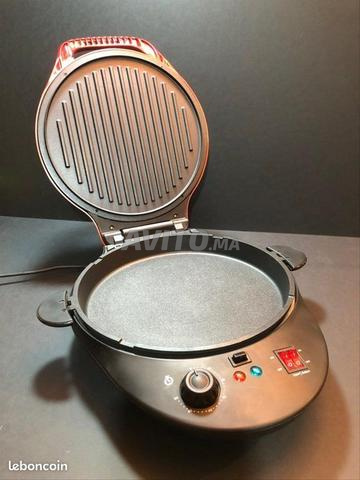 Plaque panini électrique qui fonctionne très bien, aucun défaut
