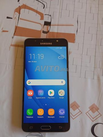 Téléphone abordable à prix raisonnable Galaxy j7 - 2