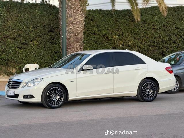 Mercedes-Benz E220 - 2