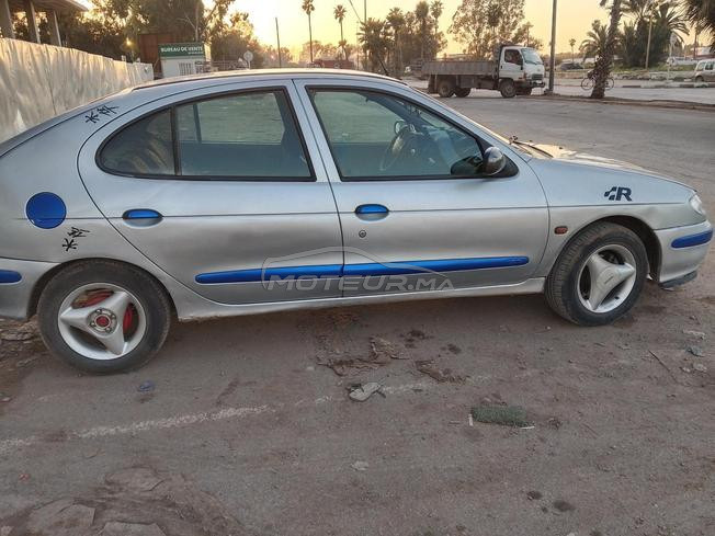 Renault Megane Diesel Manuelle 1996 à Deroua