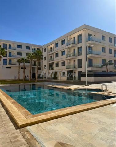 شقة راقية في أكادير باي – موقع ممتاز وقريبة لكل شيء