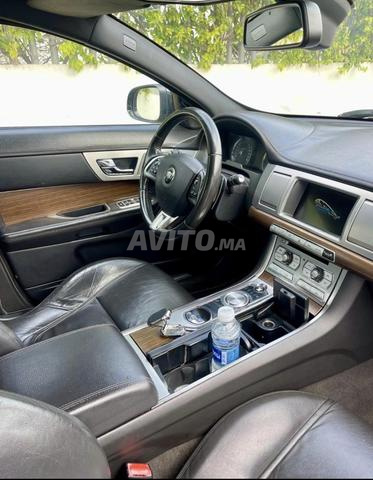 Jaguar XF modèle 2015 2.2l - 2