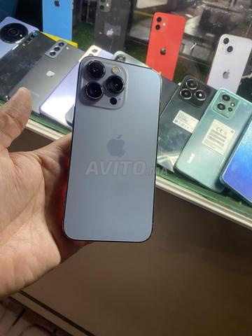 iPhone 13 Pro 256Go Officiel 82% état batterie