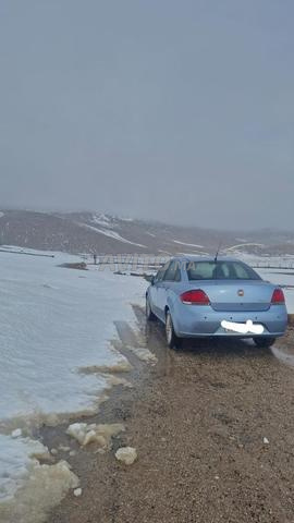 Fiat Linea Diesel Manuelle 2011 à Midelt - 2