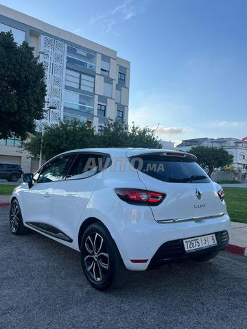 Renault Clio Diesel Automatique 2019 à Tétouan - 2