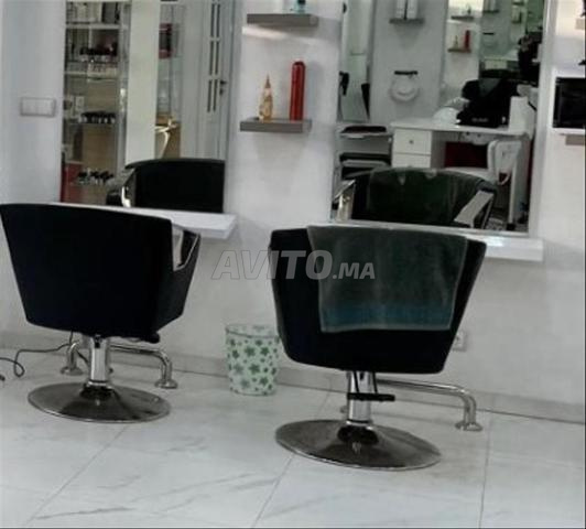 Fauteuils pour salon de coiffure. - 2