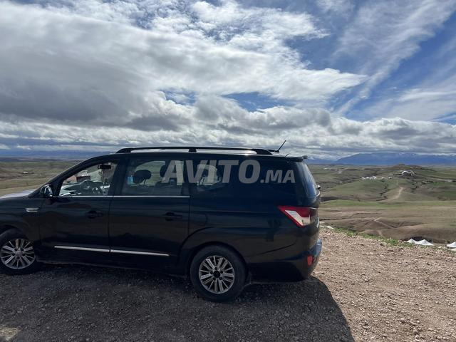 سانج يونج ستافيك ديزل يدوية 2015 في مراكش - 2