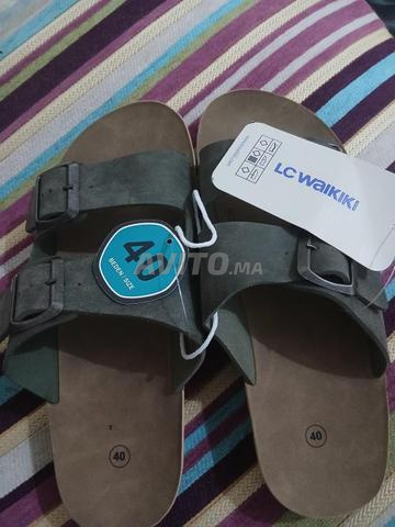 صندلة جميلة ماركة تركية من سلعة Waikiki - 2