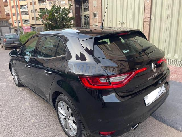 ميجان 4 انتنس أوتوماتيك