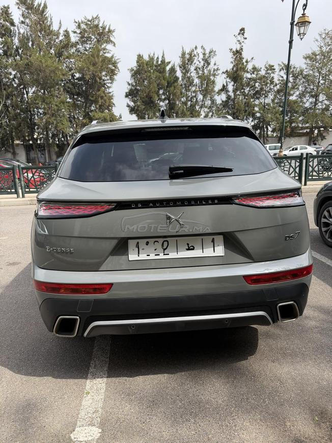 DS-7 hybride E-tense