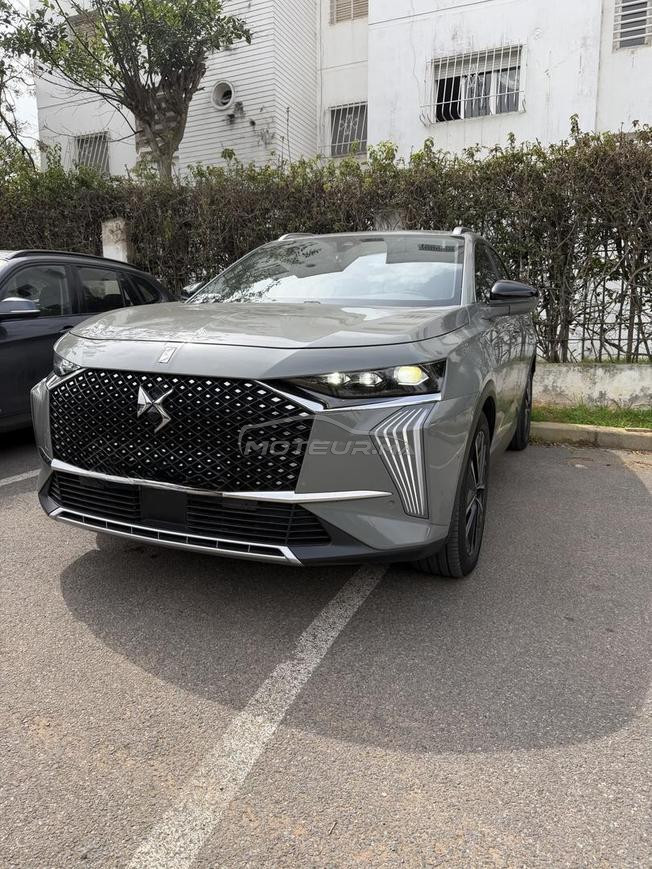DS-7 hybride E-tense
