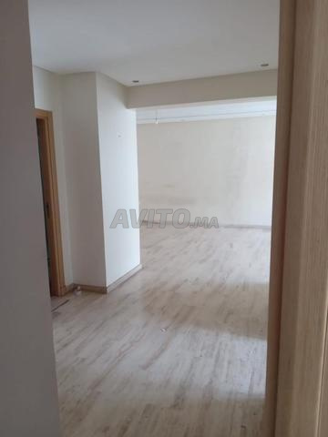 شقة غرفتين وصالة فارغة للإيجار في 2 مارس - 2