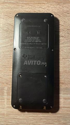 آلة حاسبة علمية TI 83 Premium CE - 2