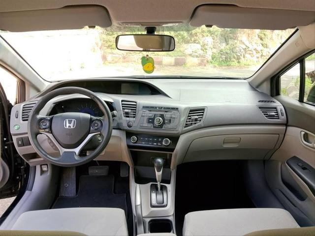 هوندا سيفيك بنزين أوتوماتيك 2012 في بنسليمان - 2