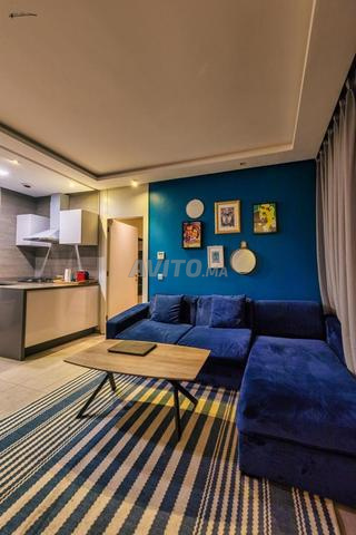 À louer splendide studio meublé à CFC - 2