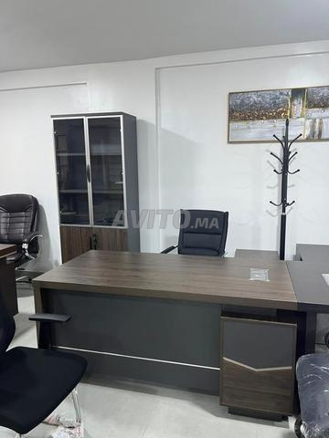 Bureaux luxueux aux designs élégants et modernes - 2