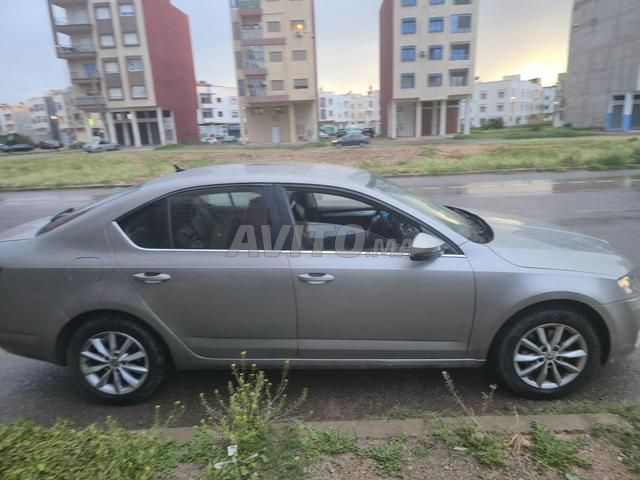 Skoda Octavia ambition Manuelle 2016 à Agadir - 2