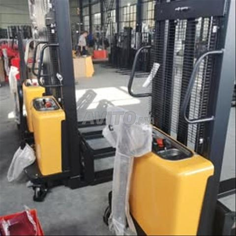 💥 Gerbeur semi-électrique 1,5T – Hauteur 3m 💥 - 2