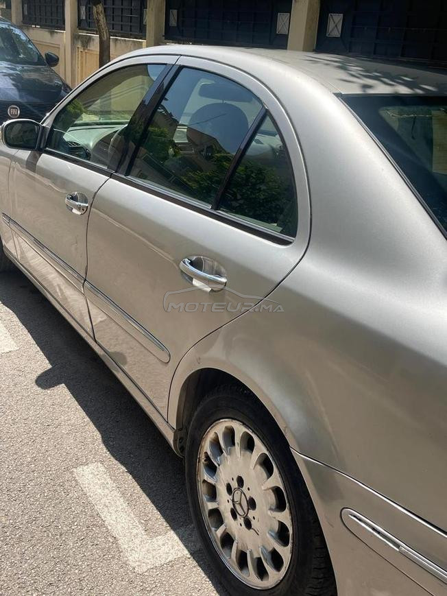 Mercedes-Benz E270 Diesel  2004 à Fès