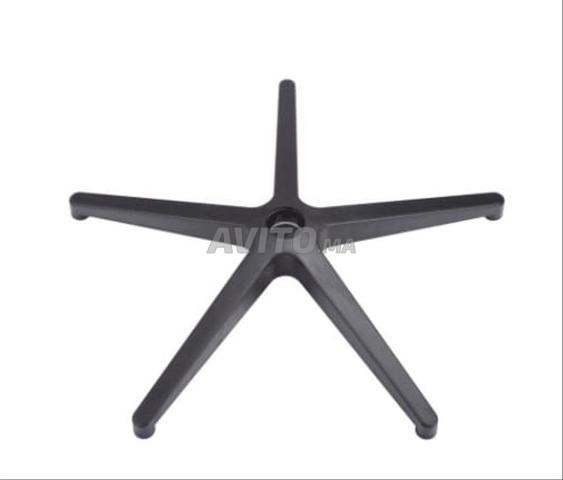 قاعدة بلاستيكية - 2