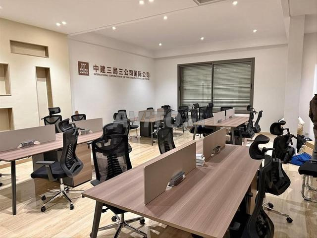 مكاتب مشتركة بتصاميم عصرية - 2