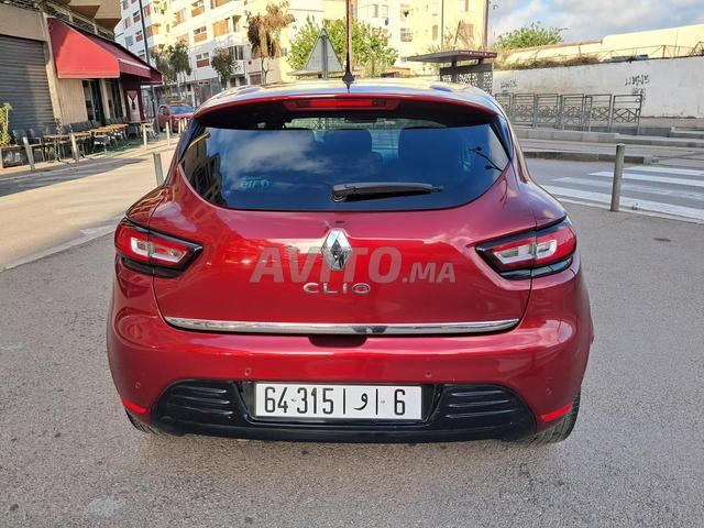RENAULT CLIO DIESEL AUTOMATIQUE - 2