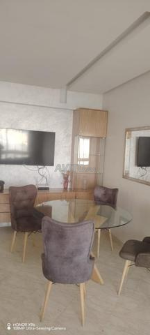 شقة مفروشة للكراء حي الأميرات - باركينغ وأسانسير