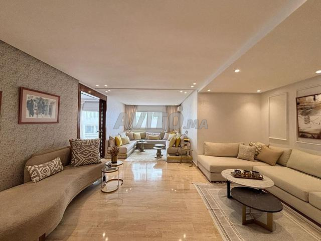 شقة جميلة مجددة في ساحة أوليه - 2